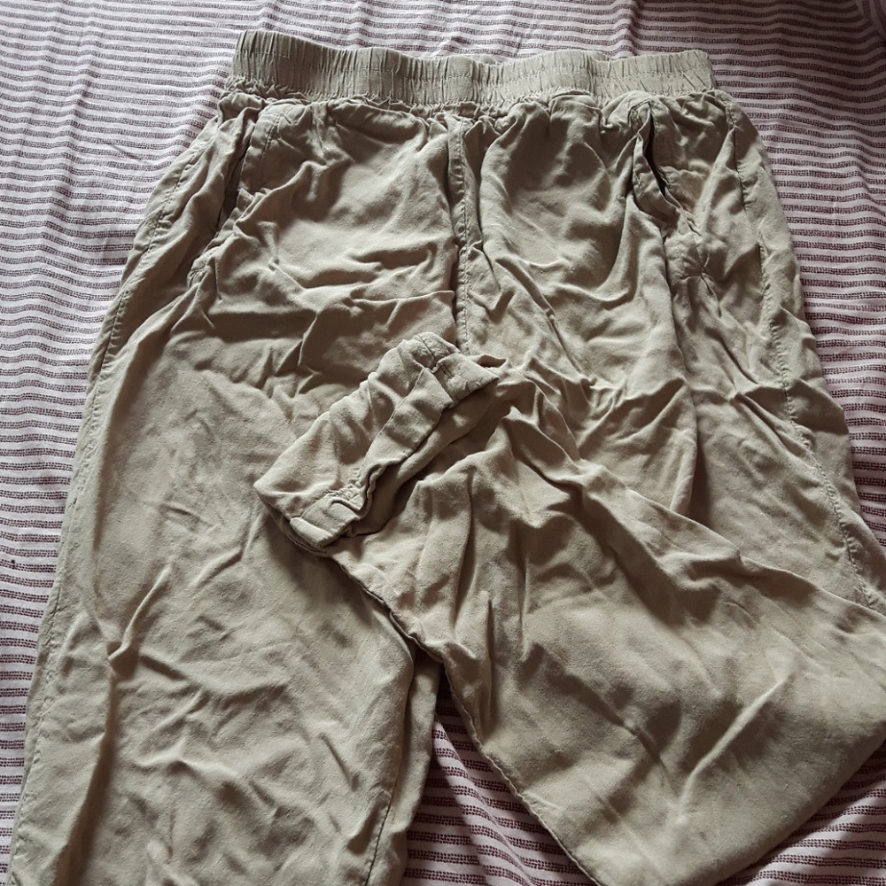 👽4 for $10👽Beige casual pants